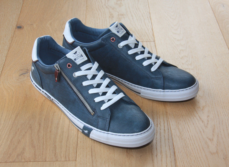Sneakers bleu denim