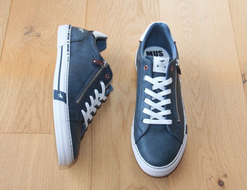 Sneakers bleu denim