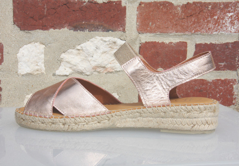 Espadrilles compensées petit talon en cuir brillant Emily
