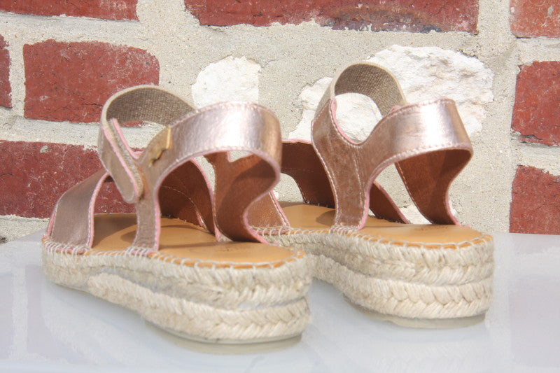 Espadrilles compensées petit talon en cuir brillant Emily