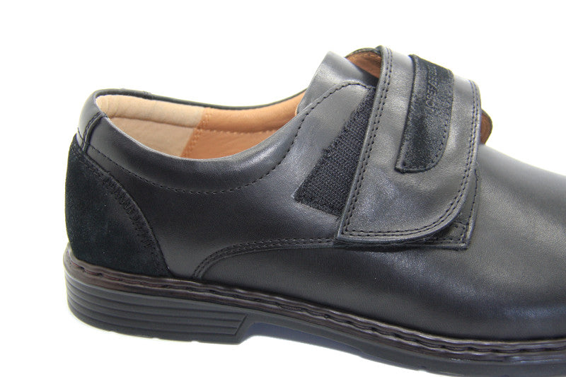 Chaussures en cuir noir et fermeture pratique Alastair