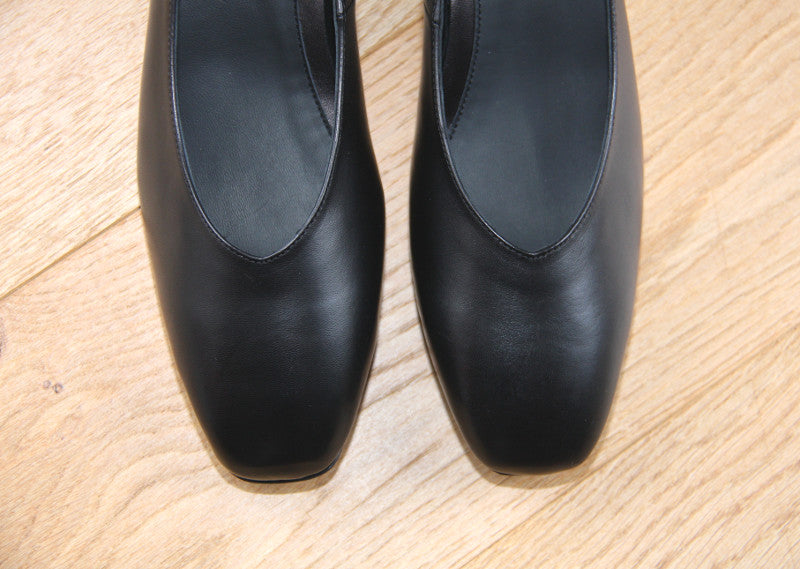 Escarpins en cuir noir talon moyen Promesse