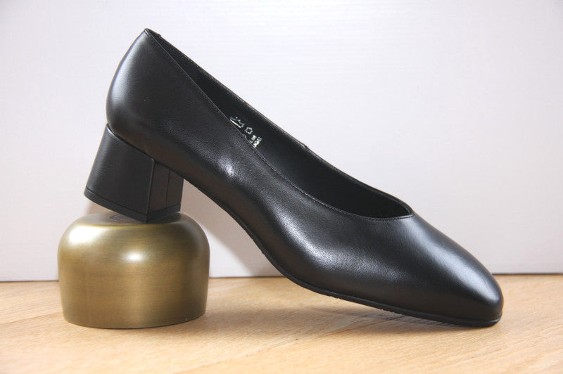 Escarpins en cuir noir talon moyen Promesse
