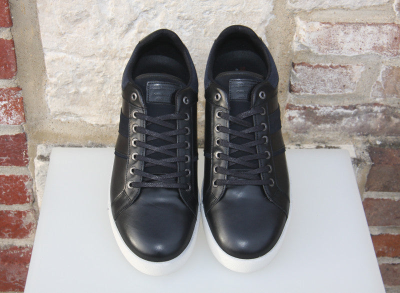 Sneakers en cuir noir Ixial