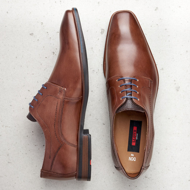 Chaussures basses en cuir marron Don