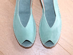 Espadrilles en cuir velours vert menthe Bernia