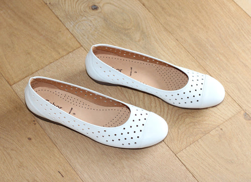 Ballerine ajourées Gabor en cuir blanc