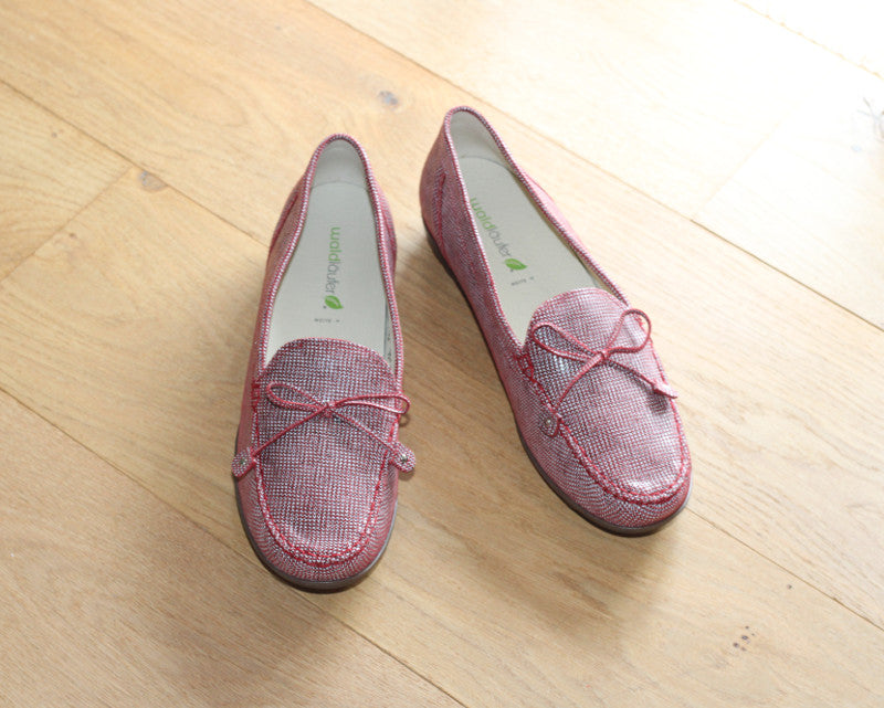 Mocassins souples en cuir vichy rouge