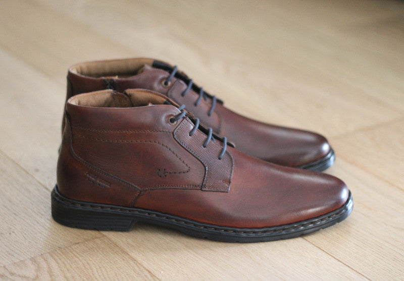 Chaussures montantes en cuir marron Alastair