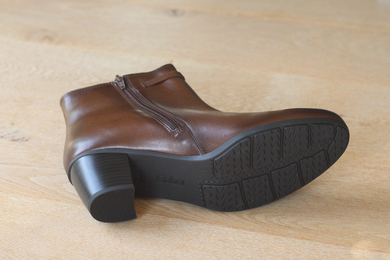 Bottines à talon Gabor en cuir marron