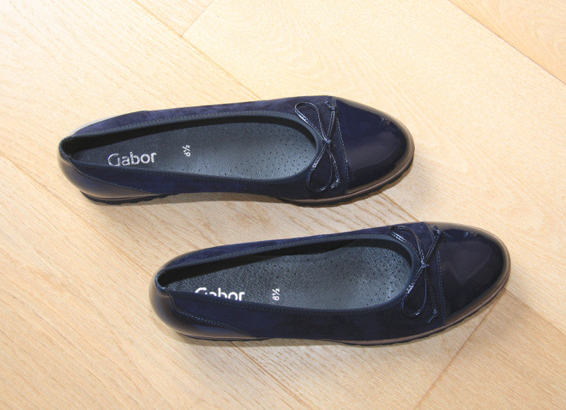 Ballerines Gabor en cuir et velours bleu nuit