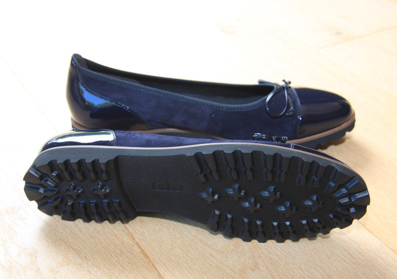 Ballerines Gabor en cuir et velours bleu nuit