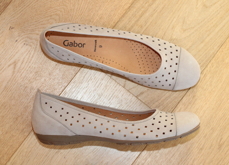 Ballerines ajourées Gabor en cuir beige lin