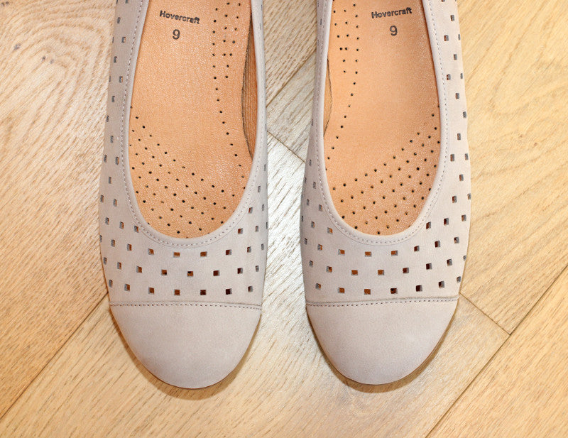 Ballerines ajourées Gabor en cuir beige lin