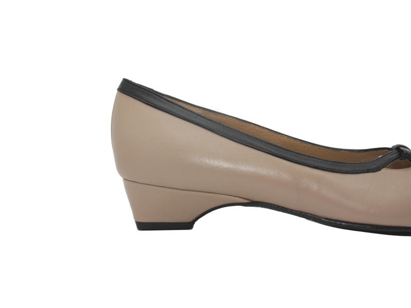 Escarpins cuir beige et noir So Chic