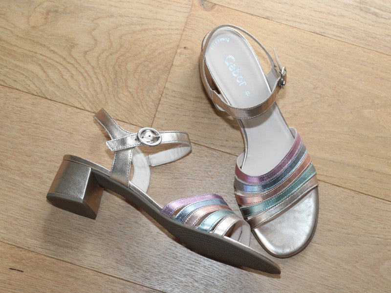 Sandales à talon Gabor en cuir doré et lanières multicolore