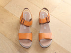 Sandales à talon esprit sabot en cuir orange