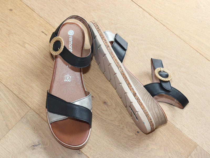 Sandales à talon compensé en cuir noir et gris argent