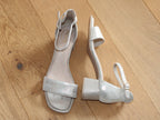 Sandales à talon en cuir doré Romy