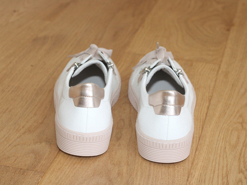 Tennis en cuir blanc, rose et or Gabor