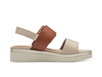 Sandales en cuir bicolore beige et camel Tamaris