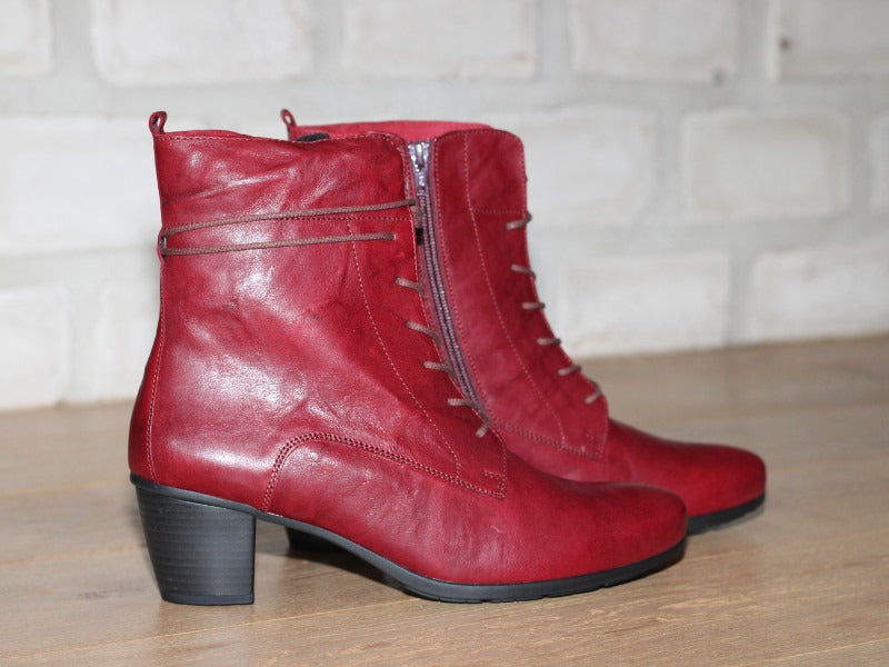 Bottines lacets en cuir rouge Ruby