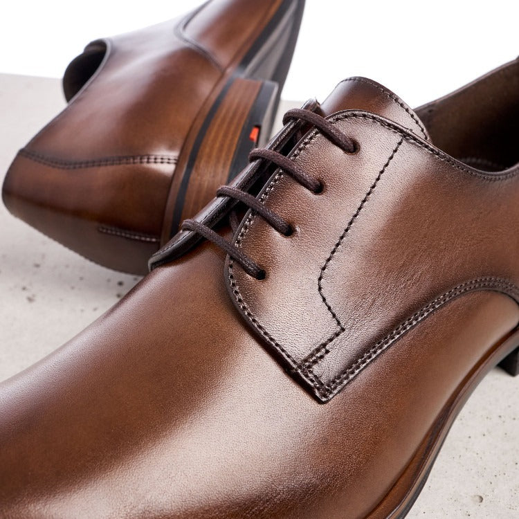 Chaussure de ville en cuir marron Sabre