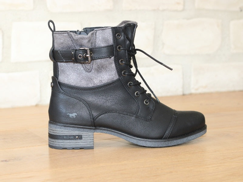 Bottines noires Mustang avec petit talon