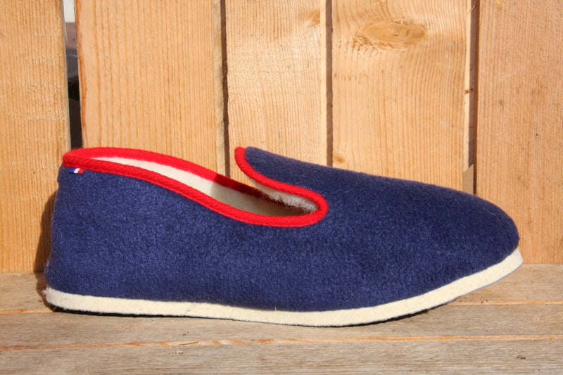 Charentaises traditionnelles en laine unie bleu marine