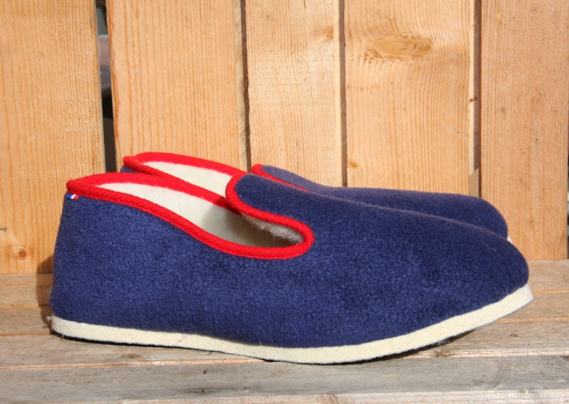 Charentaises traditionnelles en laine unie bleu marine
