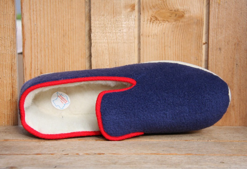 Charentaises traditionnelles en laine unie bleu marine