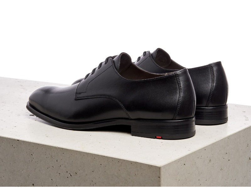 Chaussures derby en cuir noir Sabre