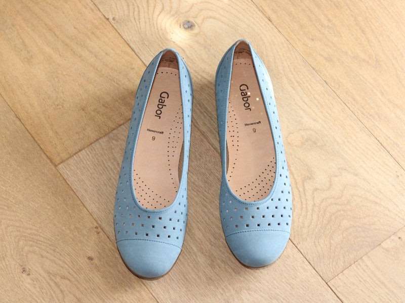 Ballerines ajourées Gabor en cuir bleu jean