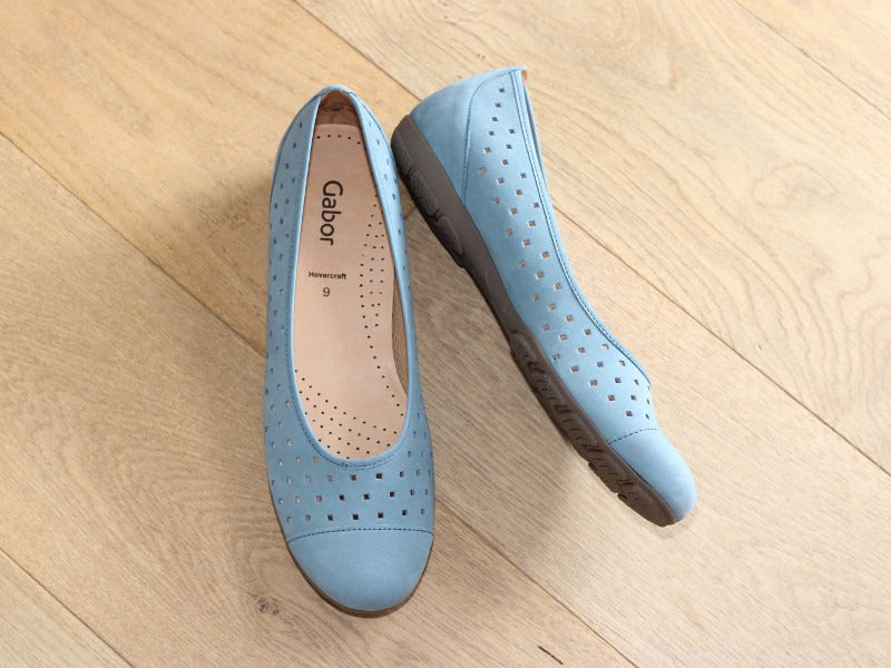 Ballerines ajourées Gabor en cuir bleu jean