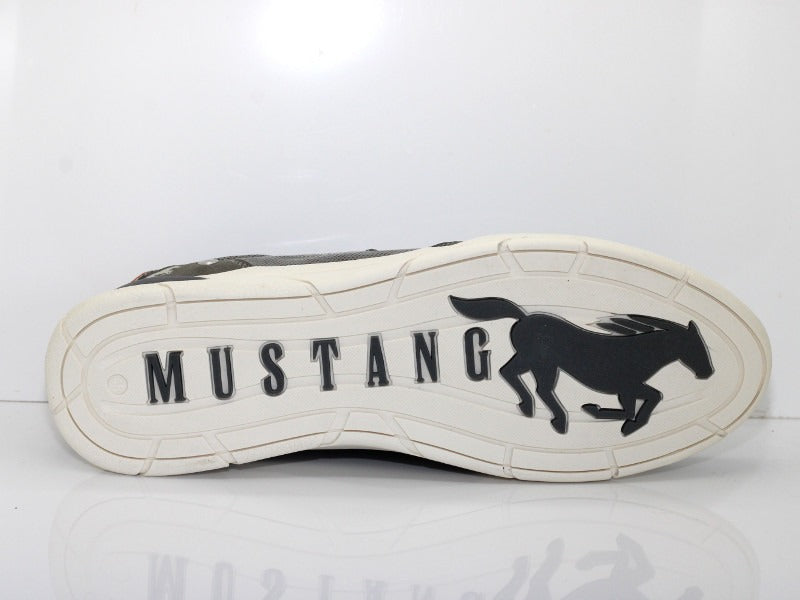 Sneakers gris Mustang avec zip et lacets