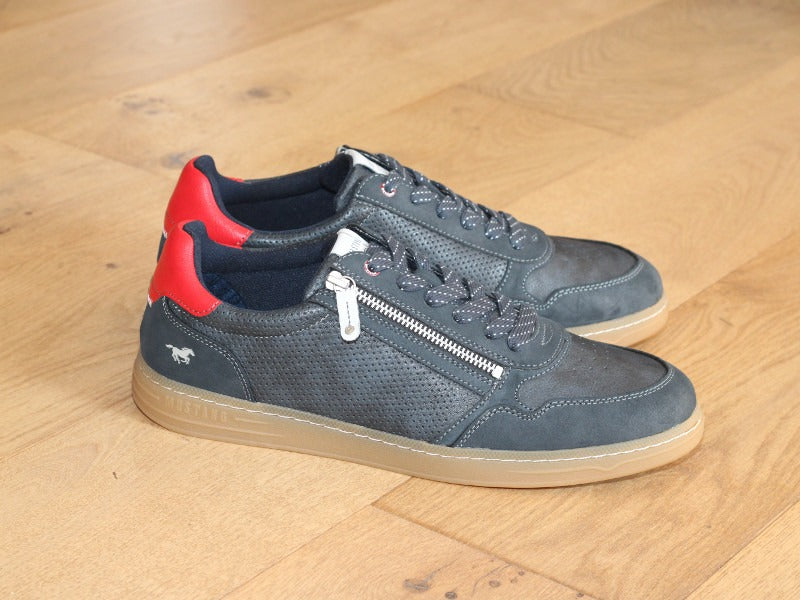Sneakers modernes Mustang bleu Navy