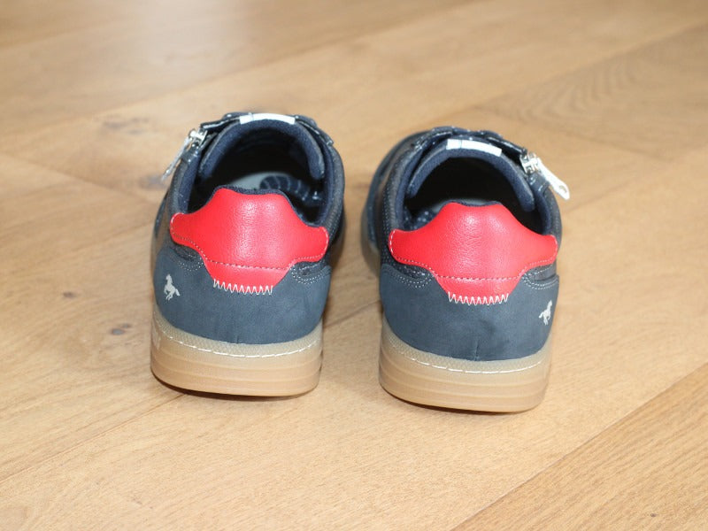 Sneakers modernes Mustang bleu Navy