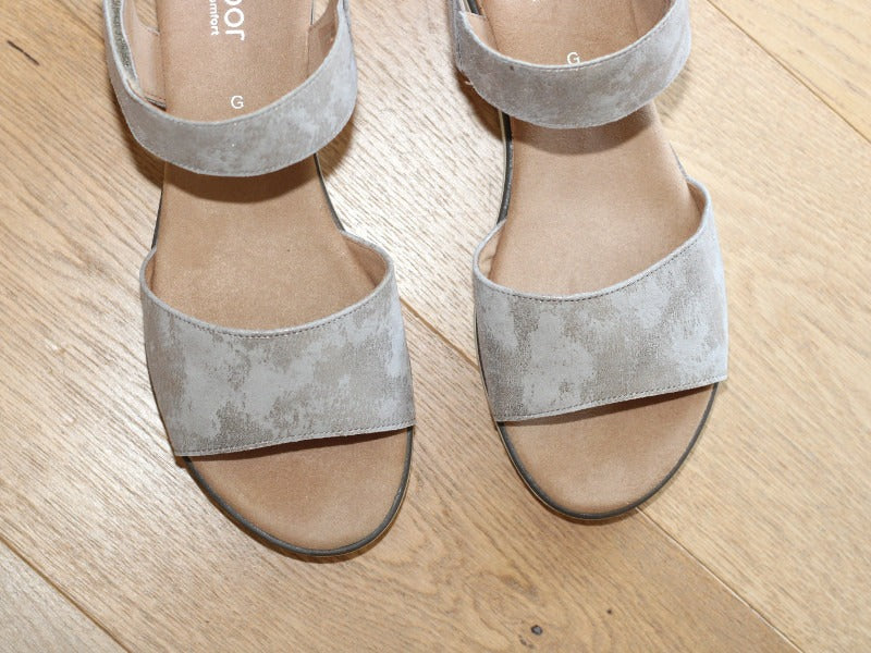 Sandales Gabor en cuir irisé