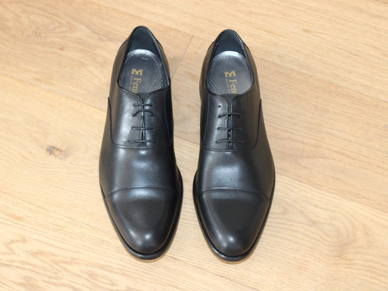 Richelieus en cuir noir Garett