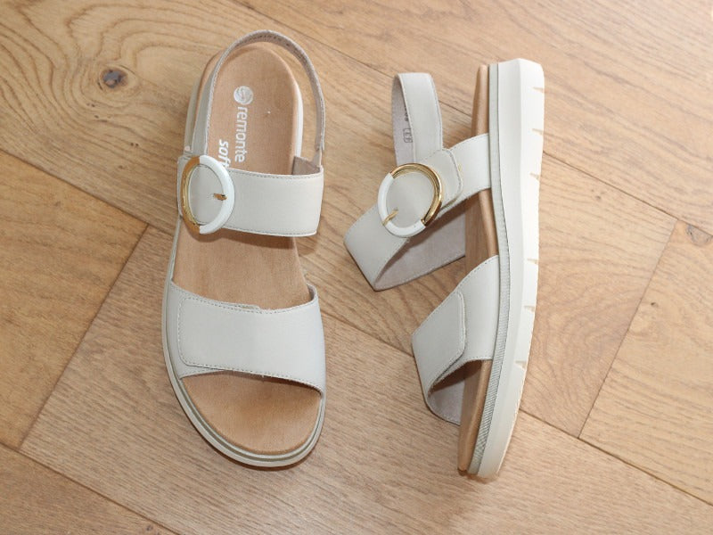 Sandales en cuir beige sur semelle compensée Sweety
