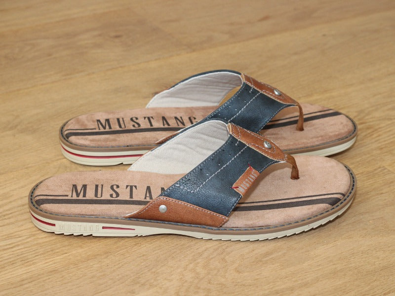 Sandales tongs Mustang coloris bleu