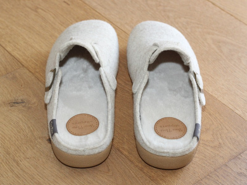 Chaussons type sabot avec boucle Mima
