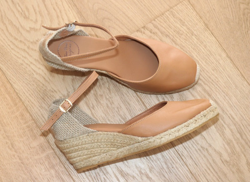 Espadrille fermée à talon compensé en cuir Costa