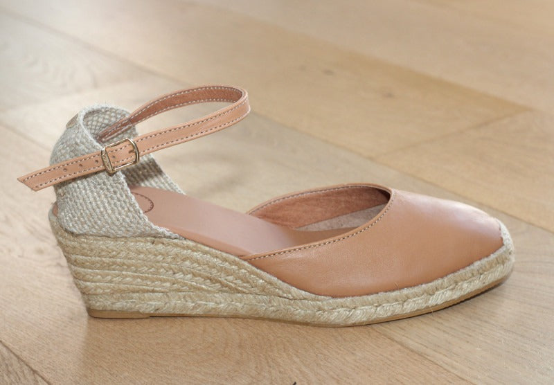 Espadrille fermée à talon compensé en cuir Costa