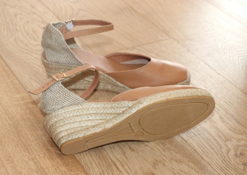 Espadrille fermée à talon compensé en cuir Costa