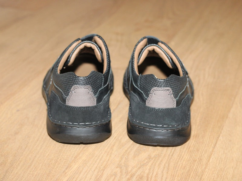 Chaussures en cuir noir avec scratch New Anvers