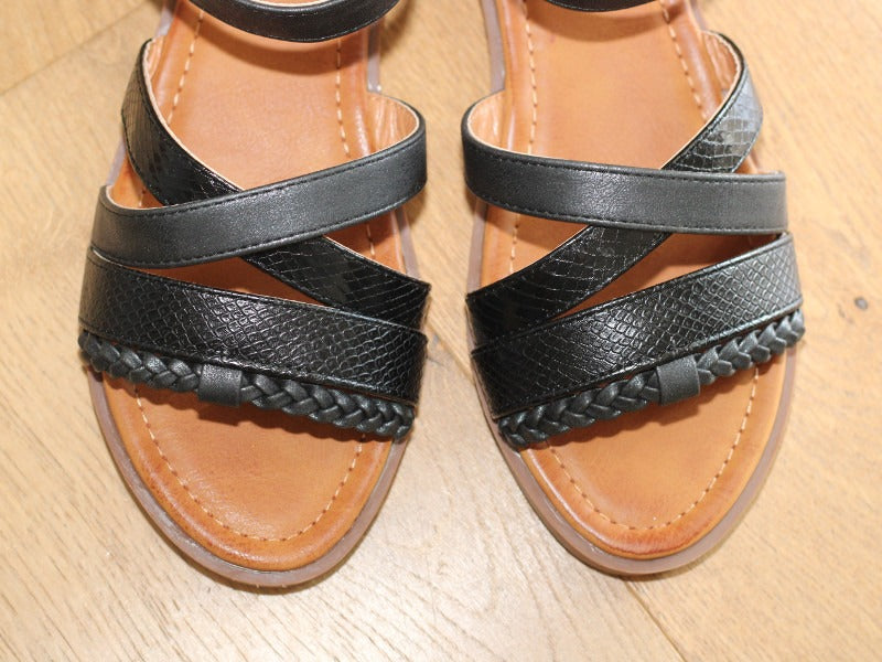 Sandales plates noires avec brides croisées Malo