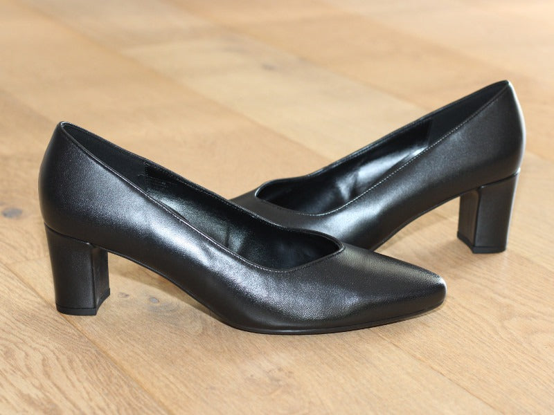 Escarpins Gabor en cuir noir