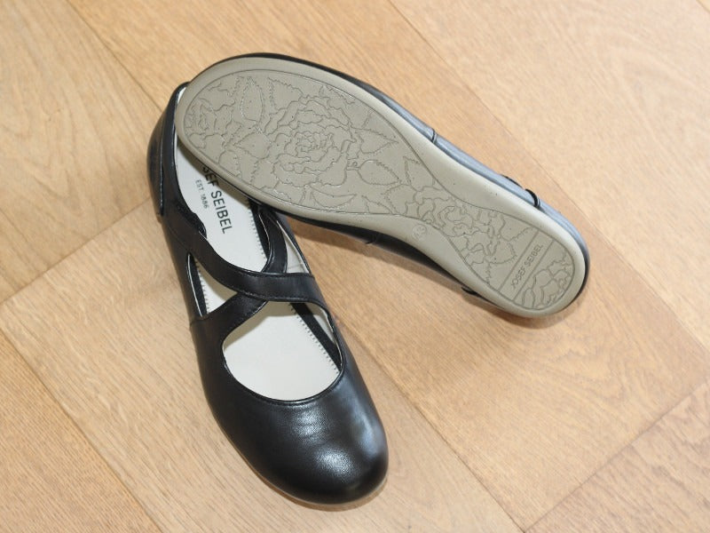Ballerines à brides croisées en cuir noir Fiona