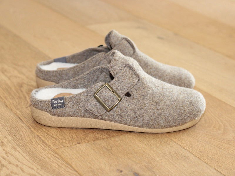 Chaussons type sabot avec boucle Mima coloris taupe